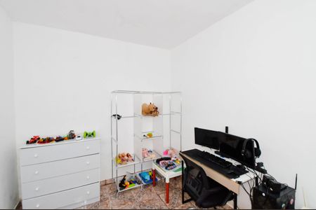 Casa à venda com 150m², 2 quartos e 2 vagasEdícula - Quarto 1 - Suíte