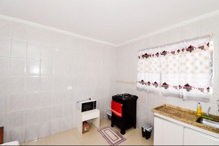 Casa à venda com 150m², 2 quartos e 2 vagasEdícula - Cozinha