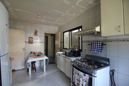 Casa de condomínio à venda com 206m², 4 quartos e 3 vagasCozinha