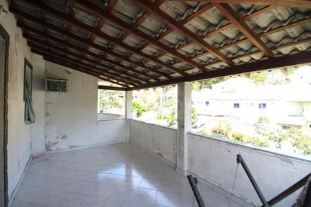 Casa de condomínio à venda com 206m², 4 quartos e 3 vagasQuarto 2 - Varanda