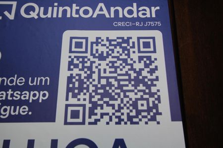 Casa de condomínio à venda com 206m², 4 quartos e 3 vagasQR Code