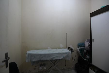 Casa de condomínio à venda com 206m², 4 quartos e 3 vagasQuarto de Serviço