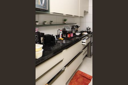 Apartamento para alugar com 59m², 2 quartos e 2 vagasCozinha