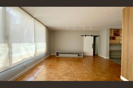 Apartamento à venda com 160m², 3 quartos e 1 vagaSala