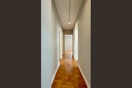 Apartamento à venda com 160m², 3 quartos e 1 vagaCorredor