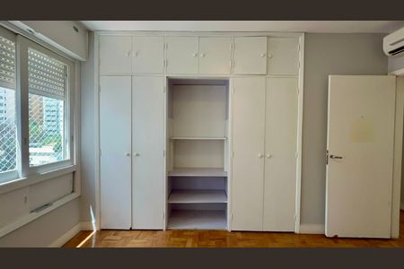 Apartamento à venda com 160m², 3 quartos e 1 vagaQuarto 1