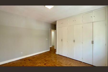 Apartamento à venda com 160m², 3 quartos e 1 vagaQuarto 2