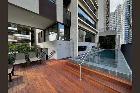 Apartamento à venda com 71m², 2 quartos e 1 vaga Apartamento à venda com 71m², 2 quartos e 1 vagaPiscina