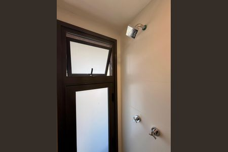 Apartamento à venda com 71m², 2 quartos e 1 vaga Apartamento à venda com 71m², 2 quartos e 1 vagaBanheiro Suite 2