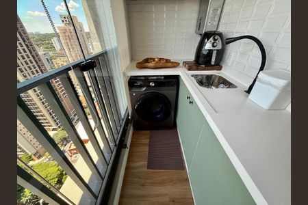 Apartamento à venda com 71m², 2 quartos e 1 vaga Apartamento à venda com 71m², 2 quartos e 1 vagaÁrea de Serviço