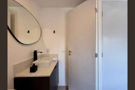 Apartamento à venda com 71m², 2 quartos e 1 vaga Apartamento à venda com 71m², 2 quartos e 1 vagaBanheiro Suite 2