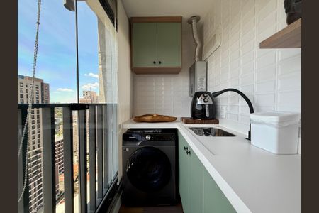 Apartamento à venda com 71m², 2 quartos e 1 vaga Apartamento à venda com 71m², 2 quartos e 1 vagaÁrea de Serviço