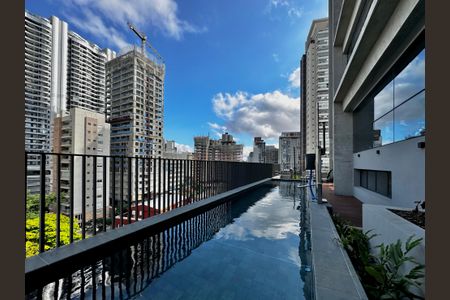 Apartamento à venda com 71m², 2 quartos e 1 vaga Apartamento à venda com 71m², 2 quartos e 1 vagaPiscina