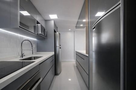 Apartamento à venda com 85m², 3 quartos e 2 vagasCozinha