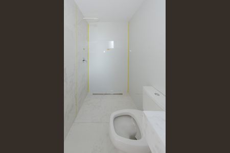 Apartamento à venda com 70m², 2 quartos e 2 vagasBanheiro suíte 1