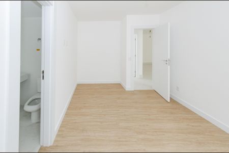 Apartamento à venda com 70m², 2 quartos e 2 vagasSuíte 2