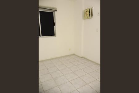 Quarto 1 de apartamento para alugar com 2 quartos, 78m² em Jardim Armação, Salvador