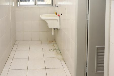 Apartamento para alugar com 78m², 2 quartos e 1 vagaÁrea de Serviço