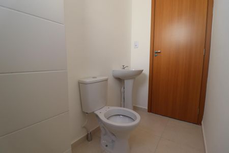 Casa de condomínio para alugar com 65m², 2 quartos e 1 vagaLavabo