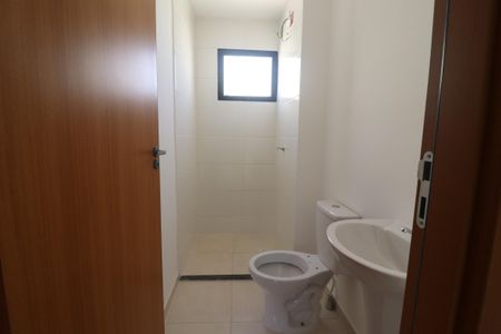 Casa de condomínio para alugar com 65m², 2 quartos e 1 vagaBanheiro