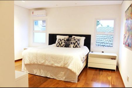 Casa de Condomínio para alugar com 4 quartos, 362m² em Jardim Paulista, Barueri