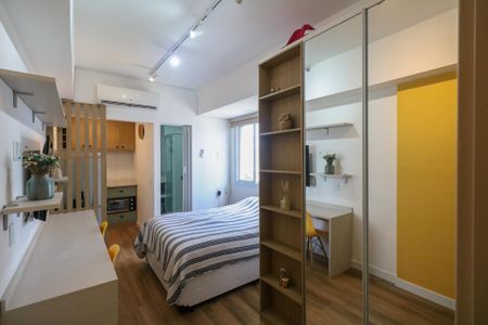 Quarto de kitnet/studio à venda com 1 quarto, 18m² em Santa Paula, São Caetano do Sul