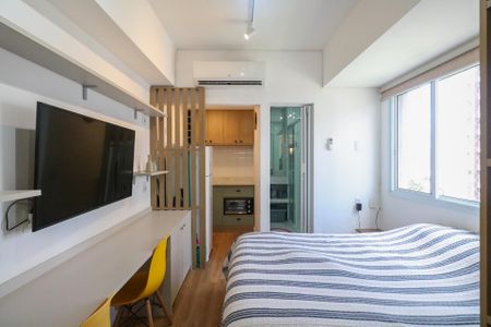 Quarto de kitnet/studio à venda com 1 quarto, 18m² em Santa Paula, São Caetano do Sul