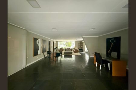 Apartamento à venda com 75m², 2 quartos e 1 vagaSalão de Festas 