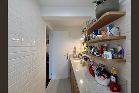 Apartamento à venda com 75m², 2 quartos e 1 vagaBanheiro 