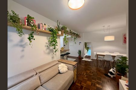 Apartamento à venda com 75m², 2 quartos e 1 vagaSala 