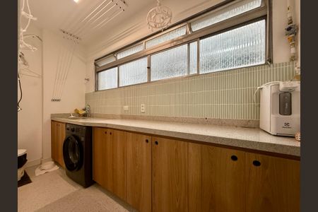 Apartamento à venda com 75m², 2 quartos e 1 vagaÁrea de Serviço