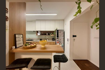Apartamento à venda com 75m², 2 quartos e 1 vagaCozinha  