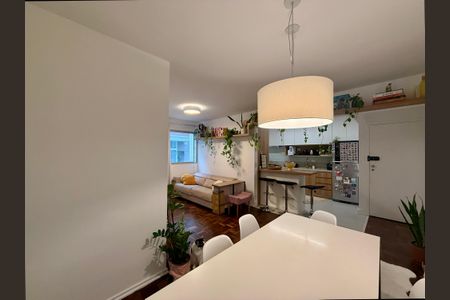 Sala  de apartamento à venda com 2 quartos, 75m² em Brooklin, São Paulo