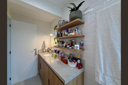 Apartamento à venda com 75m², 2 quartos e 1 vagaBanheiro   