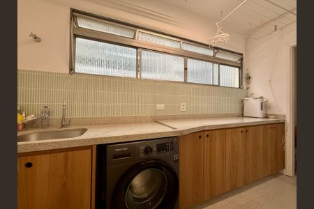 Apartamento à venda com 75m², 2 quartos e 1 vagaÁrea de Serviço