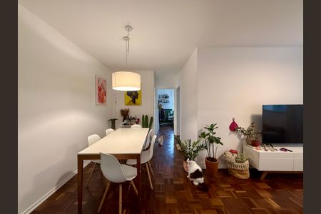Apartamento à venda com 75m², 2 quartos e 1 vagaSala 