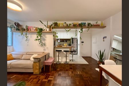 Sala  de apartamento à venda com 2 quartos, 75m² em Brooklin, São Paulo