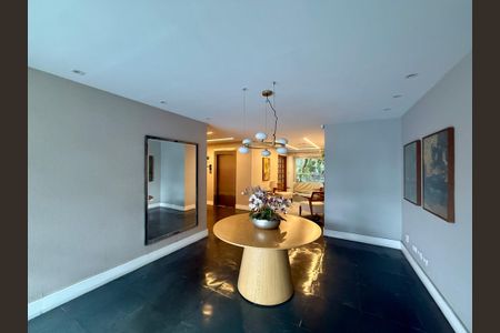 Apartamento à venda com 75m², 2 quartos e 1 vagaHall Social Bloco