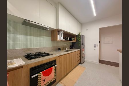 Apartamento à venda com 75m², 2 quartos e 1 vagaCozinha  