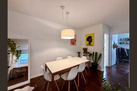 Apartamento à venda com 75m², 2 quartos e 1 vagaSala 