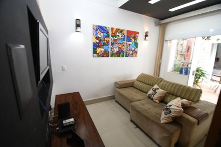 Casa à venda com 190m², 3 quartos e 2 vagasQuarto 1