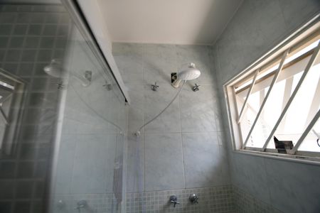 Casa à venda com 190m², 3 quartos e 2 vagasBanheiro Suíte