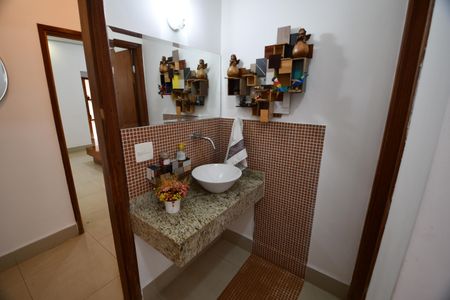 Casa à venda com 190m², 3 quartos e 2 vagasLavabo