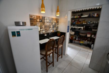 Casa à venda com 190m², 3 quartos e 2 vagasCozinha