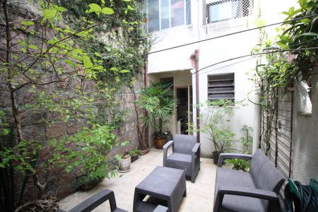 Apartamento à venda com 38m², 1 quarto e sem vagaQuintal