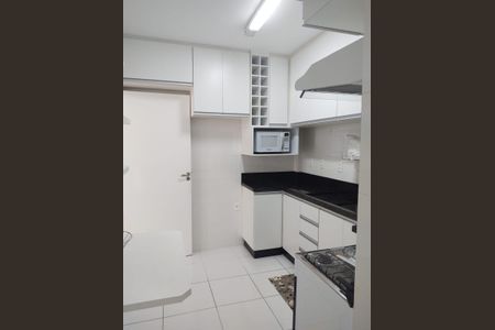 Apartamento para alugar com 173m², 3 quartos e 1 vaga