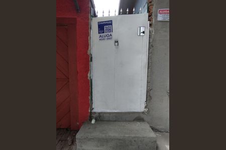 Entrada  de casa para alugar com 1 quarto, 45m² em Jardim Santa Cruz, São Paulo