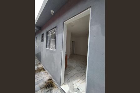 Entrada  de casa para alugar com 1 quarto, 45m² em Jardim Santa Cruz, São Paulo