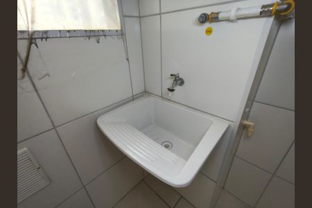 Apartamento à venda com 44m², 2 quartos e sem vaga Apartamento à venda com 44m², 2 quartos e sem vagaCozinha e Área de Serviço