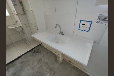 Apartamento à venda com 44m², 2 quartos e sem vaga Apartamento à venda com 44m², 2 quartos e sem vagaCozinha e Área de Serviço